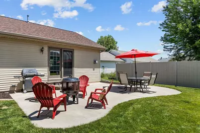 2071 Greengrove Street, Kaukauna, WI 54130 - Photo 37