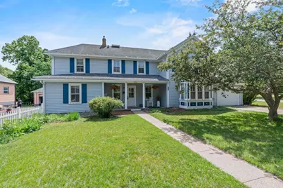 27 9th Street, Clintonville, WI 54929 - Photo 1