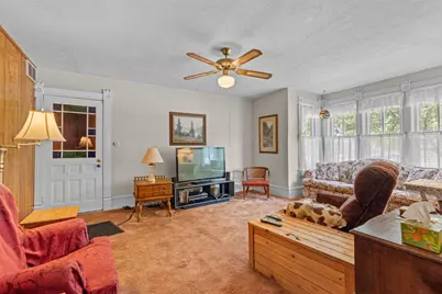 27 9th Street, Clintonville, WI 54929 - Photo 7