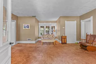 27 9th St, Clintonville, WI 54929 - Photo 5
