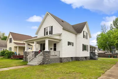1533 Elizabeth Avenue, Marinette, WI 54143 - Photo 1