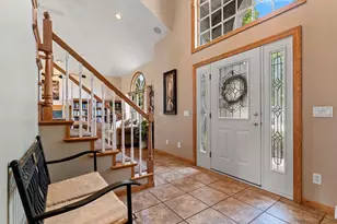 421 Woodrow Ct, Denmark, WI 54208 - Photo 3