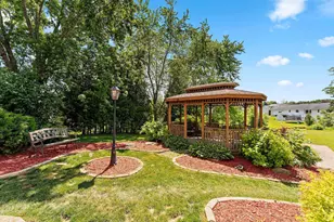 421 Woodrow Ct, Denmark, WI 54208 - Photo 73