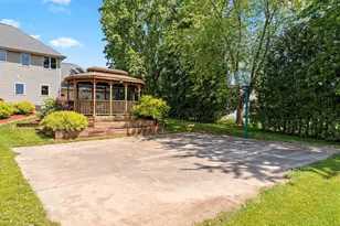 421 Woodrow Ct, Denmark, WI 54208 - Photo 77