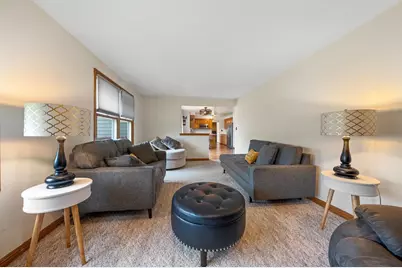 3634 Glenbrooke Lane, Green Bay, WI 54301 - Photo 7