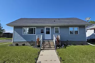 1612 26th Ave, Menominee, MI 49858 - Photo 1