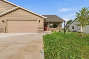 340 Twilight Trail, Fond du Lac, WI 54937 - Photo 1