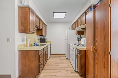 706 N Hawthorne Drive, Appleton, WI 54915 - Photo 7