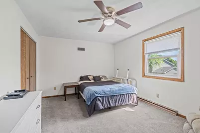 706 N Hawthorne Drive, Appleton, WI 54915 - Photo 13