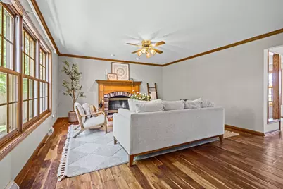 1012 Pendleton Road, Neenah, WI 54956 - Photo 5