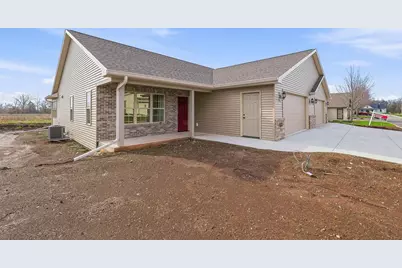 336 Twilight Trail, Fond du Lac, WI 54937 - Photo 1