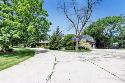 675 Sunset Circle, Green Bay, WI 54301 - Photo 63