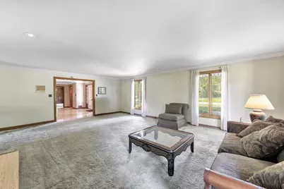 675 Sunset Circle, Green Bay, WI 54301 - Photo 11