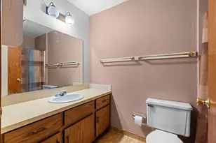 1633 W Weiland Ln, Appleton, WI 54914 - Photo 11