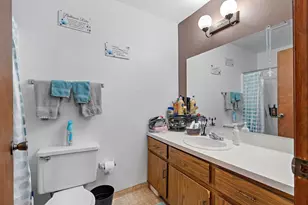 1633 W Weiland Ln, Appleton, WI 54914 - Photo 33
