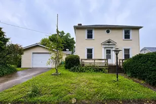 2515 Sheridan Pl, Manitowoc, WI 54220 - Photo 1