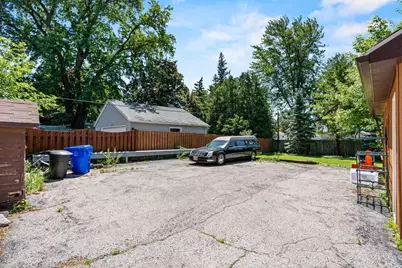 1427 W College Avenue, Appleton, WI 54914 - Photo 39