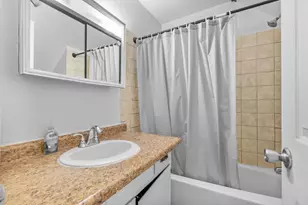 1427 W College Ave, Appleton, WI 54914 - Photo 17
