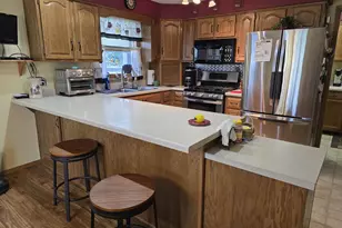 1430 Silverwood Ln, Neenah, WI 54956 - Photo 9