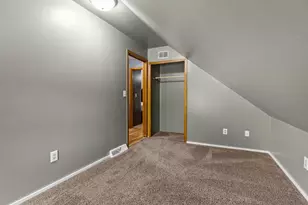 1223 Grove St, Oshkosh, WI 54901 - Photo 23
