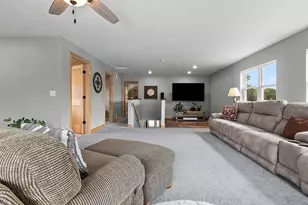 653 N Main St, Oconto Falls, WI 54154 - Photo 39