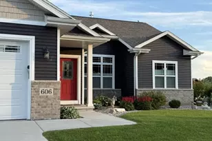606 W 3rd St, Shawano, WI 54166 - Photo 65