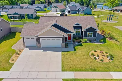 606 W 3rd Street, Shawano, WI 54166 - Photo 5