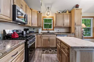 1418 Kloppman St, Crivitz, WI 54114 - Photo 9