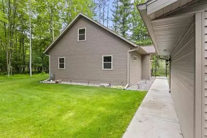 1418 Kloppman Street, Crivitz, WI 54114 - Photo 47