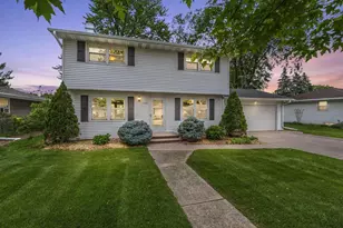 1704 Nancy Ave, Green Bay, WI 54303 - Photo 3