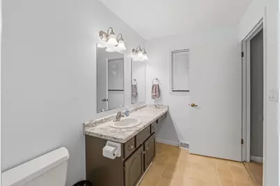 892 Bishop Court, Fond du Lac, WI 54935 - Photo 9