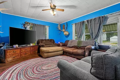 936 S Sawyer Street, Shawano, WI 54166 - Photo 7