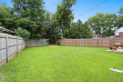 735 Carver Lane, Menasha, WI 54952 - Photo 33