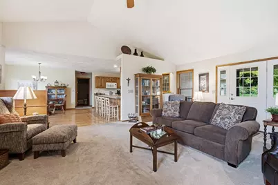 1102 Carriage Circle, Fond du Lac, WI 54935 - Photo 9