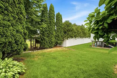 1102 Carriage Circle, Fond du Lac, WI 54935 - Photo 27