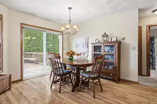 1102 Carriage Cir, Fond du Lac, WI 54935 - Photo 7
