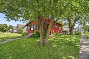 662 W Winneconne Ave, Neenah, WI 54956 - Photo 29