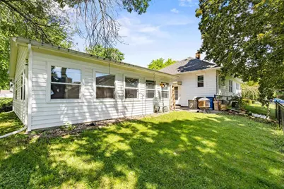 135 W 23rd Avenue, Oshkosh, WI 54902 - Photo 41