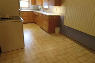 312 W 3rd St, Shawano, WI 54166 - Photo 41