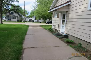 312 W 3rd St, Shawano, WI 54166 - Photo 7