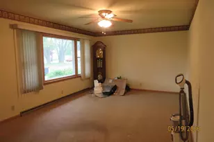 312 W 3rd St, Shawano, WI 54166 - Photo 15