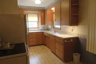 312 W 3rd St, Shawano, WI 54166 - Photo 43