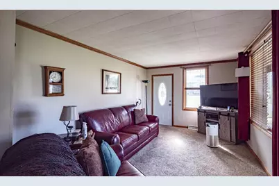 103 N Warrington Avenue, Cecil, WI 54111 - Photo 7
