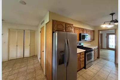 534 Demarest Street, Waupaca, WI 54981 - Photo 3
