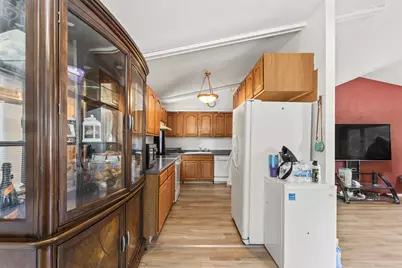 1602 Thornton Drive, Oshkosh, WI 54904 - Photo 5