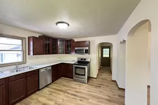 720 E Fulton St, Waupaca, WI 54981 - Photo 3