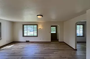 720 E Fulton St, Waupaca, WI 54981 - Photo 5