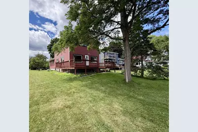 N8183 Lakeshore Drive, Fond du Lac, WI 54937 - Photo 9