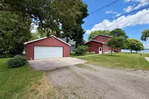 N8183 Lakeshore Dr, Fond du Lac, WI 54937 - Photo 51