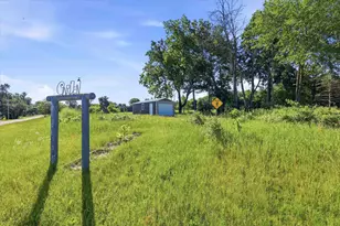 E5698 Waukaunaka St, Weyauwega, WI 54983 - Photo 35